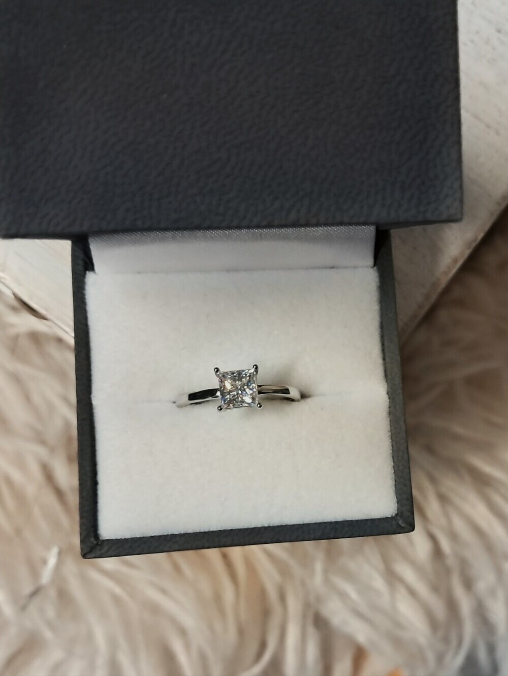 1.0 Carat Princess Cut D-Color Moissanite Solitaire Ring - 925 Sterling Silver